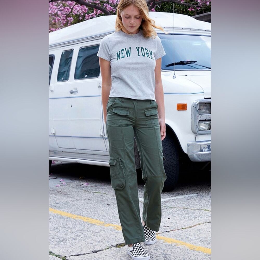 Brandy Melville - John Galt Green Kim Cargo Pants OS (Small)